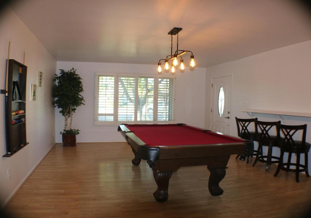 Villa Tempe Escape With Heated Pool, Billiards & Firepit Fun Esterno foto